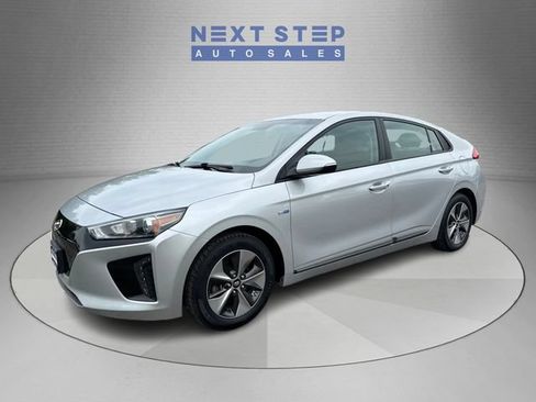 Used 2019 Hyundai Ioniq Electric FWD image 3