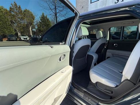 Used 2023 Hyundai Ioniq 5 Limited image 16