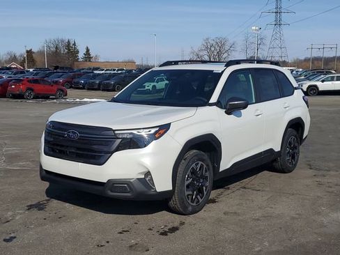 Used 2026 Subaru Forester Premium image 2