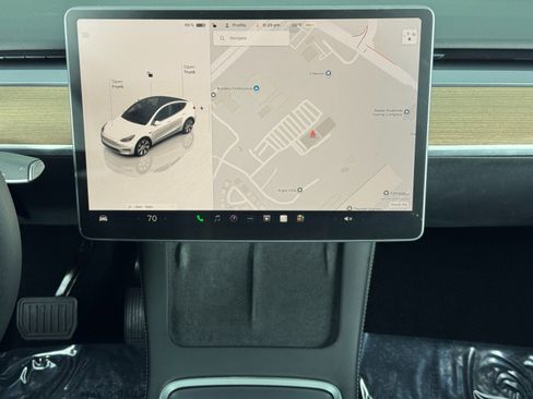 Used 2024 Tesla Model Y Long Range image 21