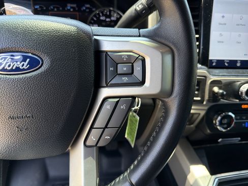 Used 2022 Ford F250 Lariat w/ Lariat Value Package AWD/4WD image 24