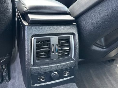 Used 2018 BMW M3 RWD image 26