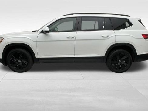 Used 2024 Volkswagen Atlas SE AWD/4WD image 5