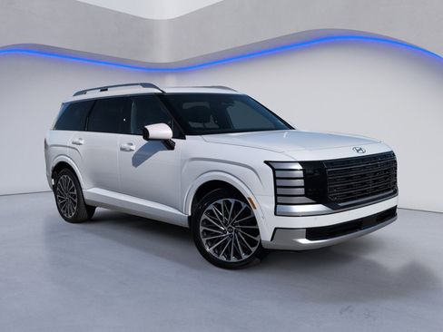 New 2026 Hyundai Palisade Calligraphy FWD image 1