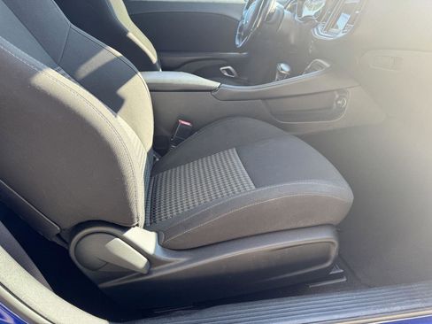 Used 2022 Dodge Challenger R/T image 17