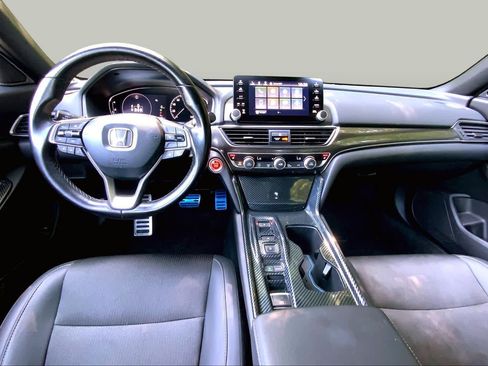 Used 2021 Honda Accord Sport image 16