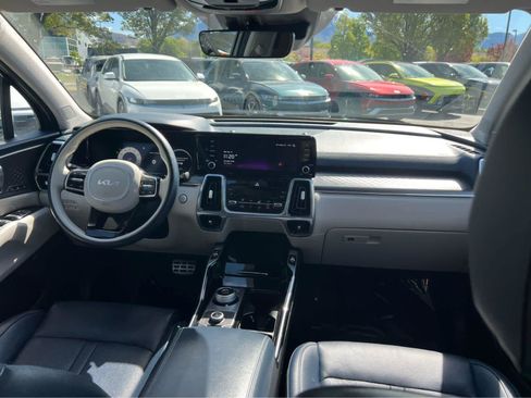 Used 2024 Kia Sorento SX Prestige AWD/4WD image 26