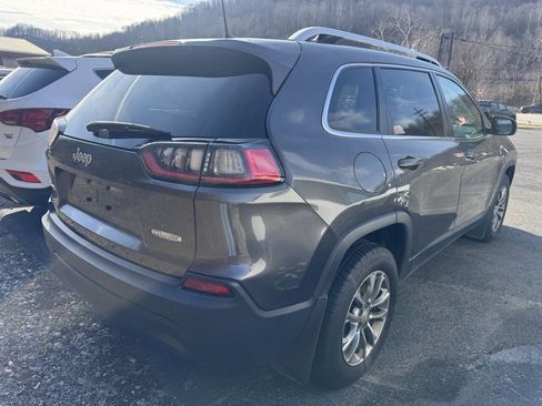 Used 2019 Jeep Cherokee Latitude Plus w/ Cold Weather Group image 2