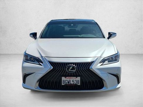 Used 2019 Lexus ES 350 w/ Premium Package FWD image 3