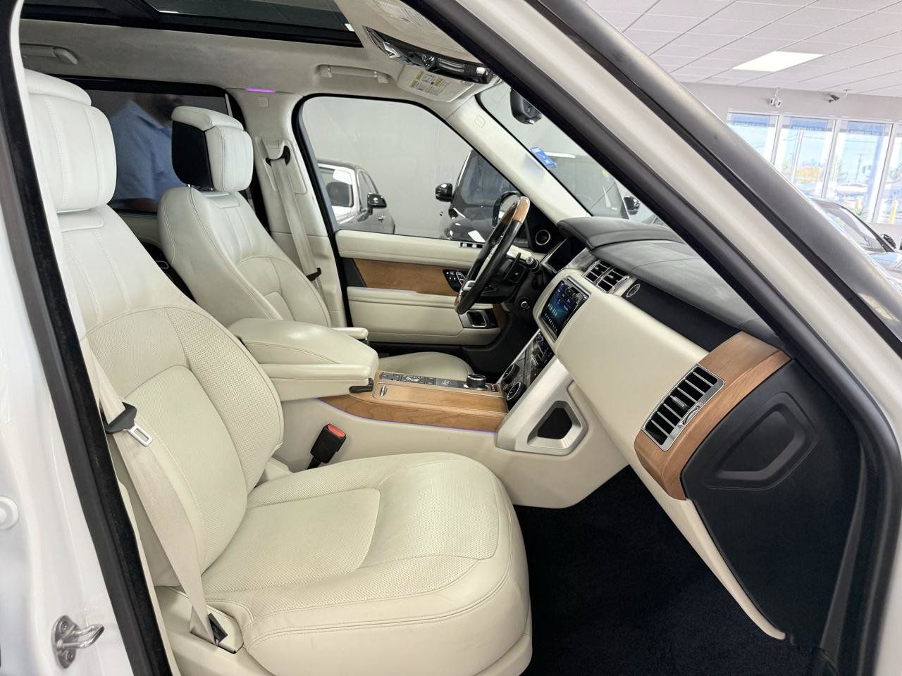 Used 2020 Land Rover Range Rover Long Wheelbase HSE AWD/4WD image 26