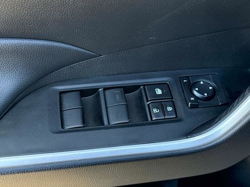 Used 2024 Toyota RAV4 LE image 19