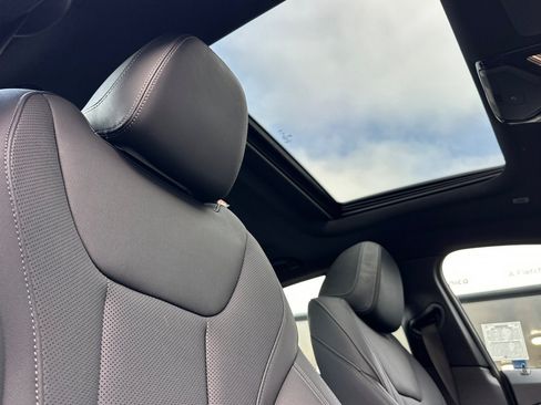 Used 2023 BMW i4 eDrive35 w/ Premium Package RWD image 15