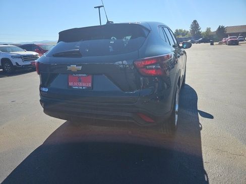 New 2026 Chevrolet Trax LS w/ LS Convenience Package image 54