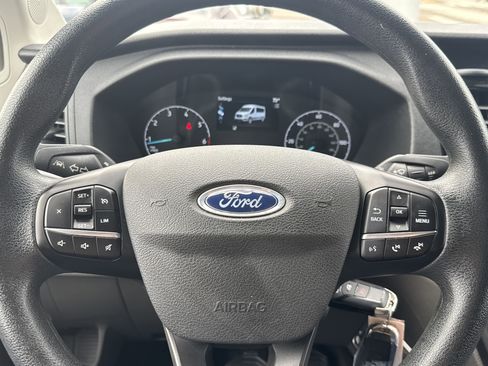Used 2024 Ford Transit 350 XLT image 14