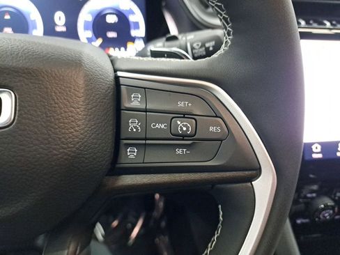 New 2025 Jeep Grand Cherokee L Limited w/ Luxury Tech Group II AWD/4WD image 30