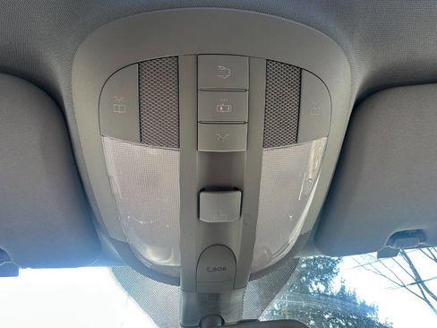 Used 2011 Mercedes-Benz GL 450 4MATIC w/ Premium 2 Pkg image 23