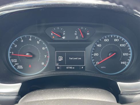 Used 2020 Chevrolet Traverse LT FWD image 20