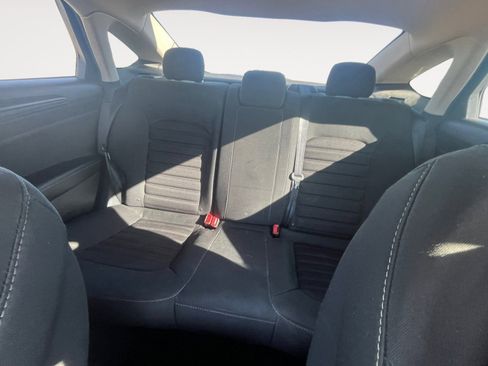 Used 2018 Ford Fusion S w/ Equipment Group 101A image 10