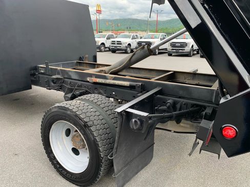 Used 2012 Ford F450 XL w/ PWR Equipment Group image 23