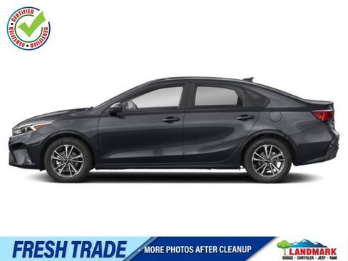 Used 2023 Kia Forte LXS w/ LXS Technology Package FWD image 1