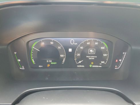 Used 2026 Honda CR-V TrailSport image 12