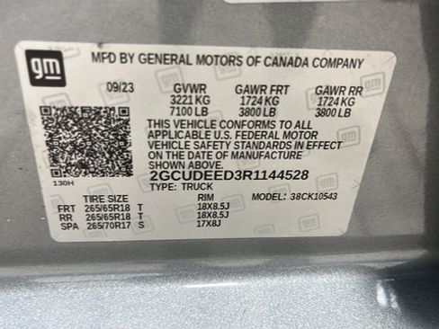 Used 2024 Chevrolet Silverado 1500 RST AWD/4WD image 30