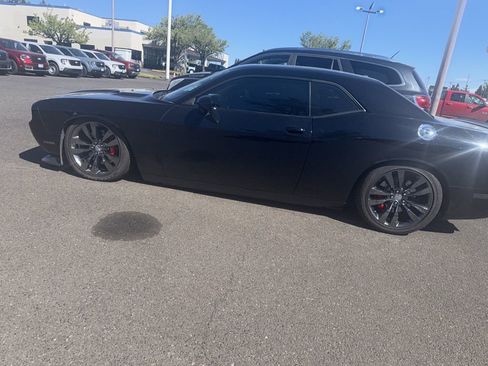 Used 2013 Dodge Challenger SRT8 w/ Harman Kardon Audio Group RWD image 6