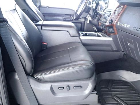Used 2016 Ford F250 Lariat w/ Chrome Package AWD/4WD image 37