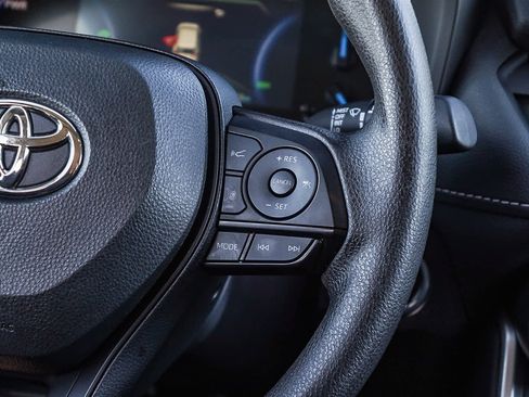 Certified 2025 Toyota RAV4 XLE image 18