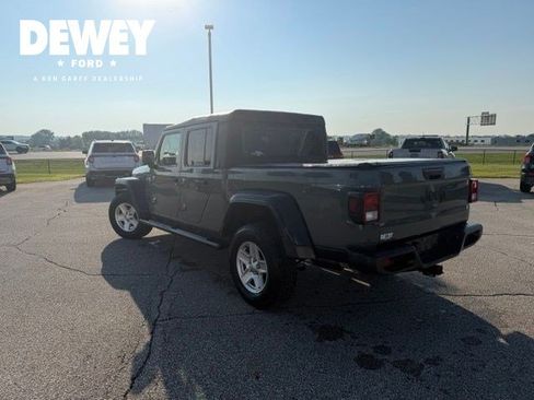 Used 2020 Jeep Gladiator Sport w/ Quick Order Package 24S AWD/4WD image 10