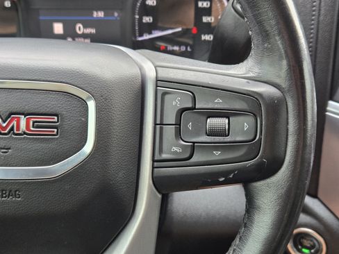 Used 2021 GMC Sierra 1500 SLT w/ SLT Premium Plus Package AWD/4WD image 26