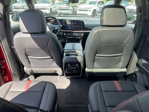 New 2026 Chevrolet Traverse RS AWD/4WD image 16
