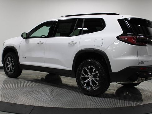 New 2026 GMC Acadia AT4 w/ Luxury Package AWD/4WD image 7