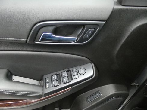 Used 2020 GMC Yukon SLT image 19