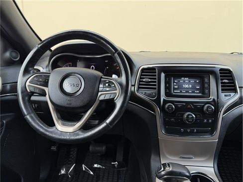 Used 2014 Jeep Grand Cherokee Limited image 20