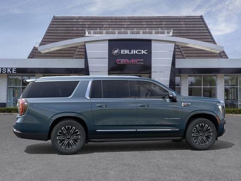 New 2026 GMC Yukon XL Elevation w/ Elevation Premium Package RWD image 5