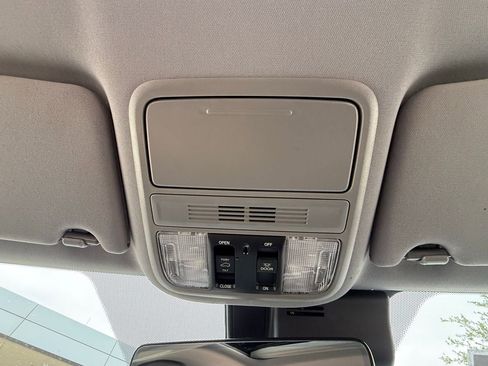 Used 2021 Honda Pilot EX-L image 17
