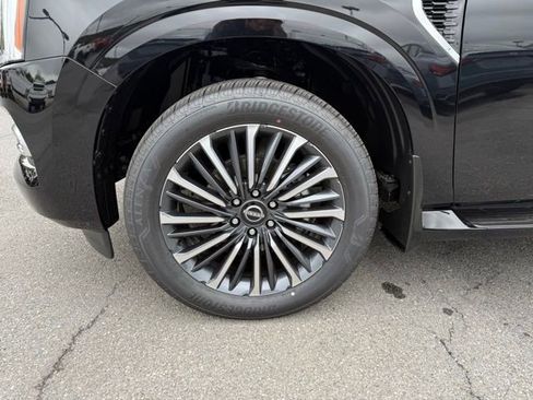 New 2025 Nissan Armada Platinum Reserve image 9