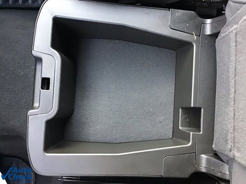 Used 2023 Chevrolet Silverado 1500 LT image 39