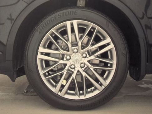 Used 2023 Acura MDX SH-AWD w/ Advance Package image 10