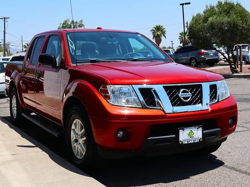 Used 2018 Nissan Frontier SV RWD image 14