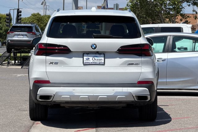 Used 2024 BMW X5 xDrive40i AWD/4WD image 5