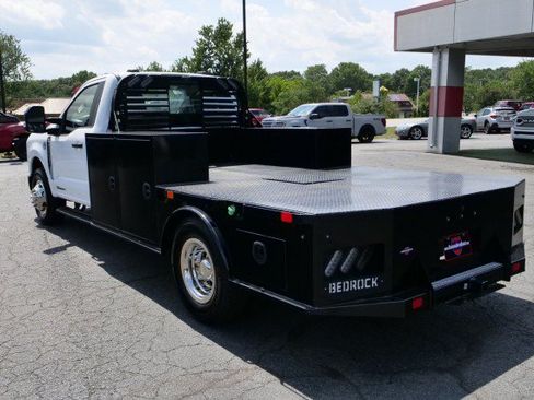 Used 2024 Ford F350 XL RWD image 7