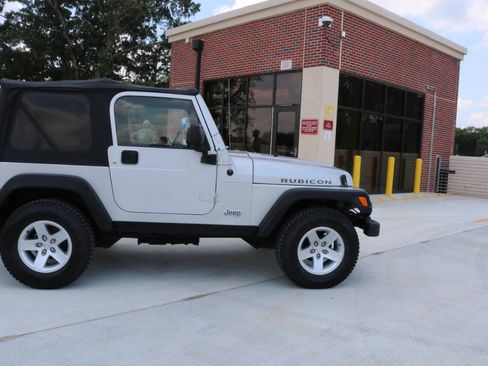 Used 2003 Jeep Wrangler Rubicon AWD/4WD image 46