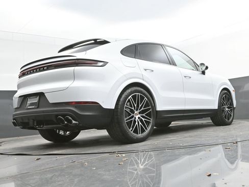 New 2026 Porsche Cayenne Coupe image 34