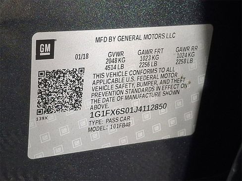 Used 2018 Chevrolet Bolt Premier w/ Driver Confidence II Package image 27