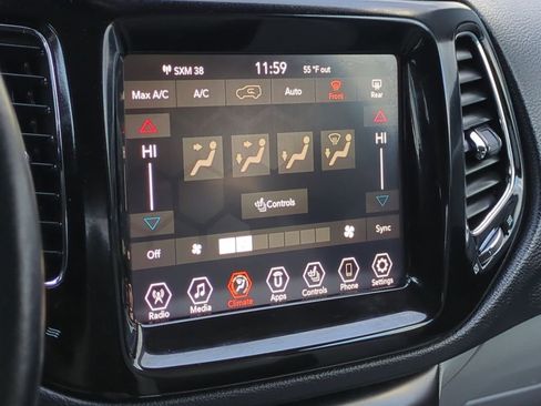 Used 2019 Jeep Compass Limited w/ Mopar Graphics Package image 30