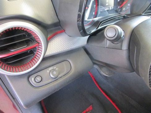 Used 2024 Chevrolet Trax RS w/ Driver Confidence Package FWD image 19