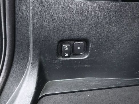 Used 2021 Ford Edge SEL FWD image 29