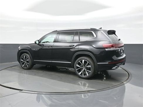 New 2026 Volkswagen Atlas SEL Premium R-Line image 5